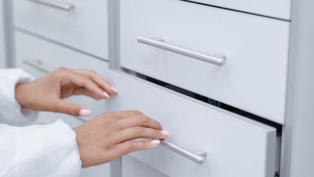 מגירות משרדיות